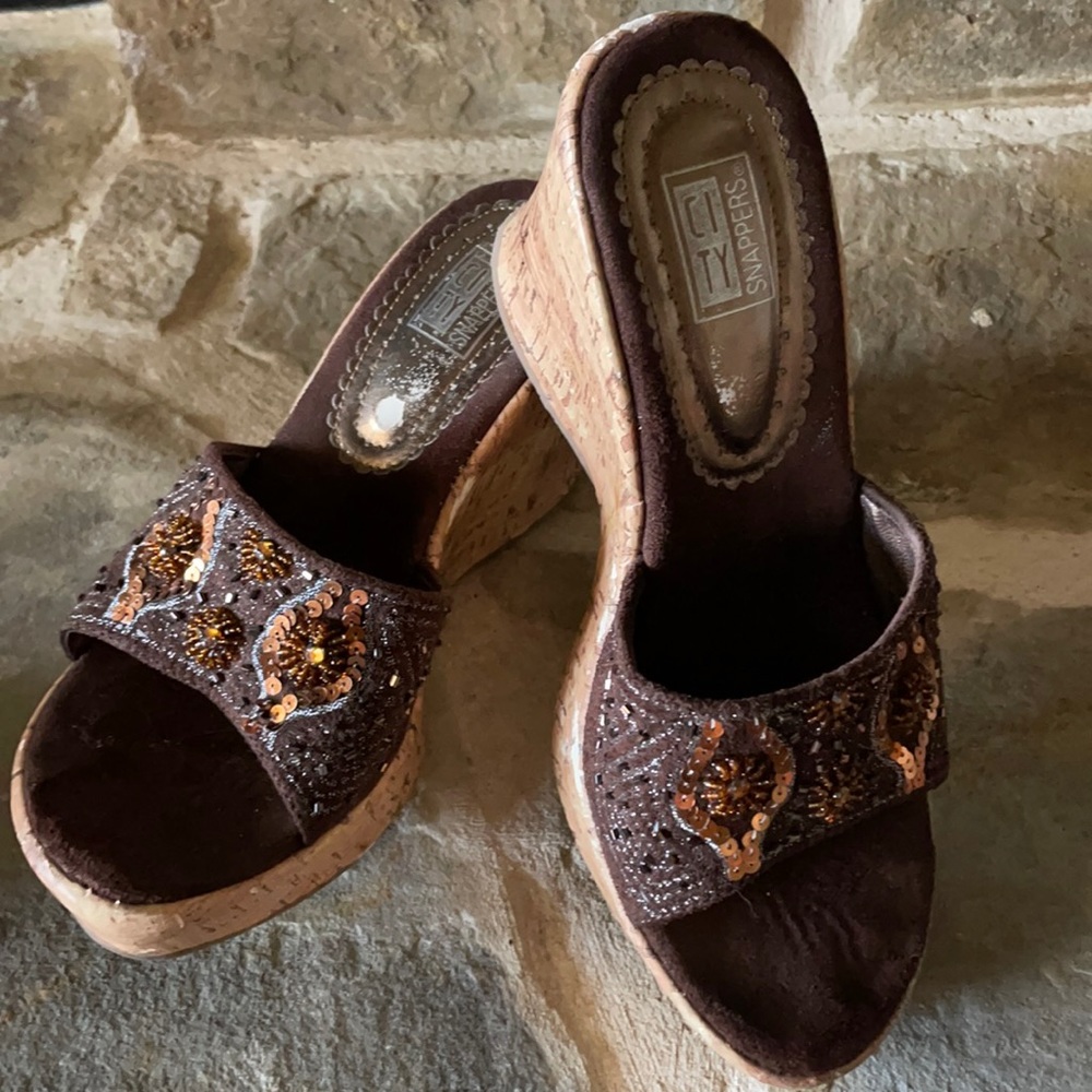 City Snapper Brown Embellished Wedges Size 7